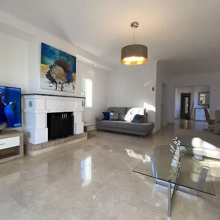 Villa Large Modern Villa With Private Swimming Pool Marbella